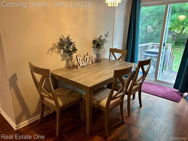 39621 Ormsby Street, Clinton Charter Township, MI 48036