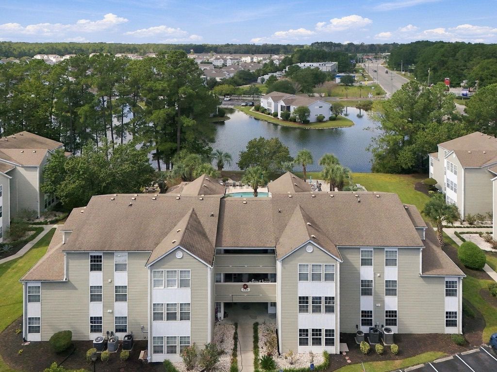 120 Spanish Oak Ct Apt C, Surfside Beach, SC 29575 — photo 2