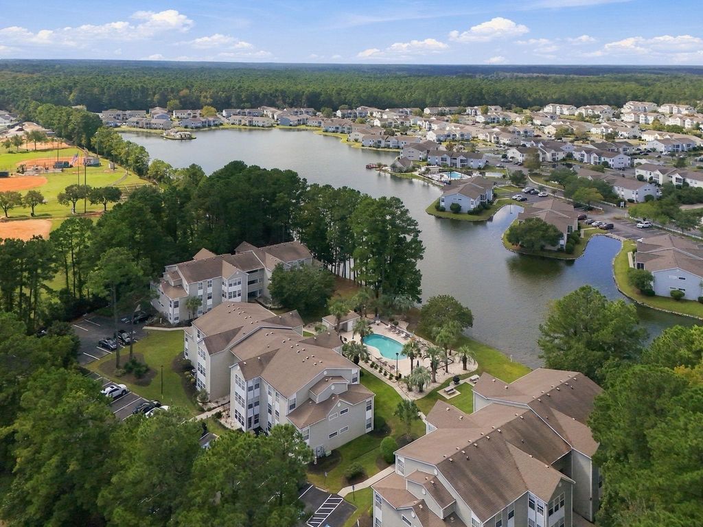 120 Spanish Oak Ct Apt C, Surfside Beach, SC 29575 — photo 3
