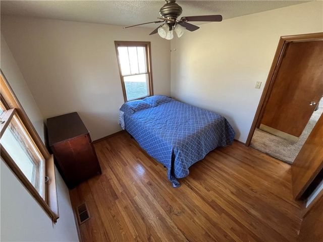 5518 Karrasch Street, St Joseph, MO 64505