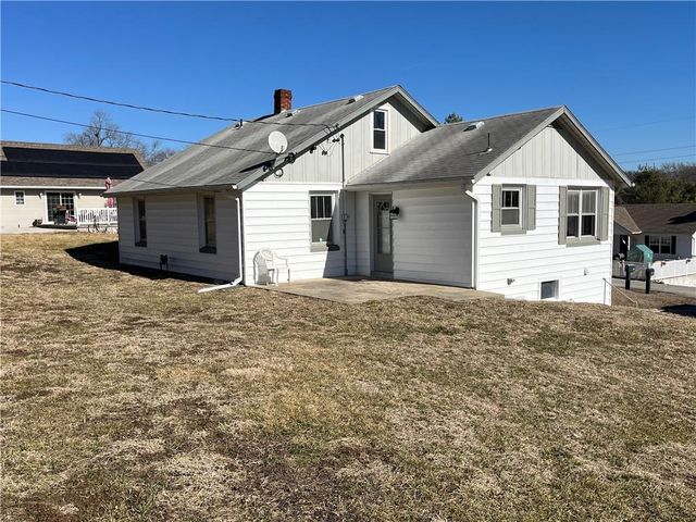 5518 Karrasch Street, St Joseph, MO 64505