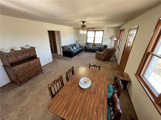 5518 Karrasch Street, St Joseph, MO 64505