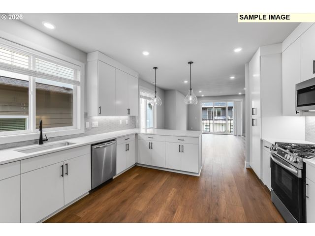 18630 Sw PRECIPICE Ln, Beaverton, OR 97007