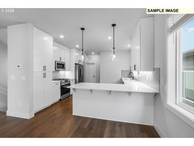 18630 Sw PRECIPICE Ln, Beaverton, OR 97007