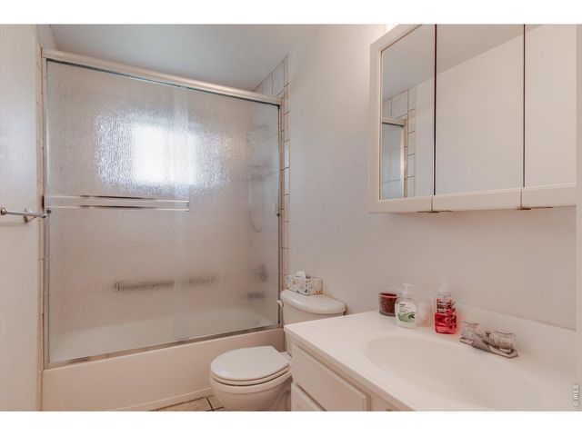 10007 E County Line Rd, Longmont, CO 80501