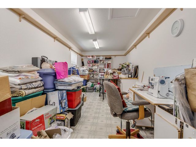 10007 E County Line Rd, Longmont, CO 80501