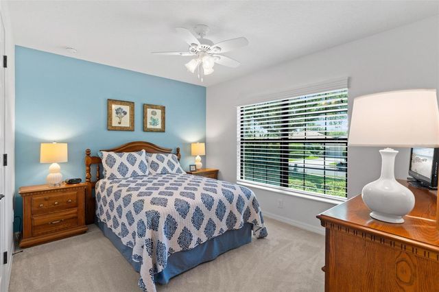 6115 LANDINGS BOULEVARD, Lady Lake, FL 32159