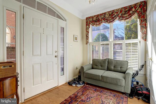 5257 BESSLEY PL, Alexandria, VA 22304