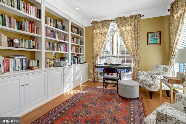 5257 BESSLEY PL, Alexandria, VA 22304