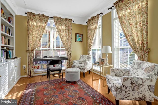 5257 BESSLEY PL, Alexandria, VA 22304