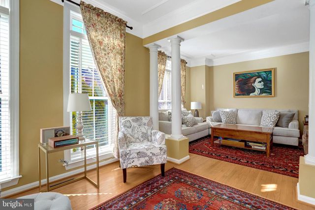 5257 BESSLEY PL, Alexandria, VA 22304