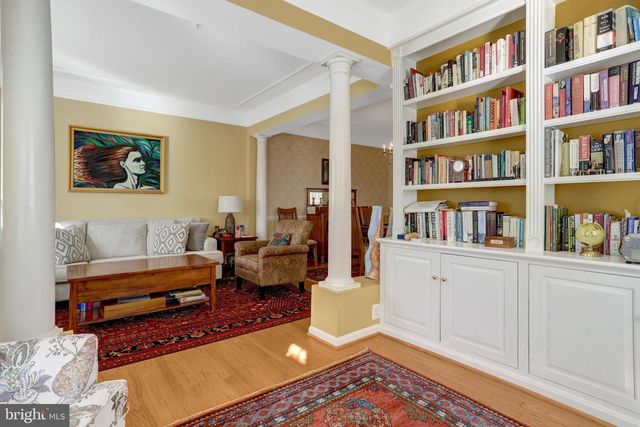 5257 BESSLEY PL, Alexandria, VA 22304