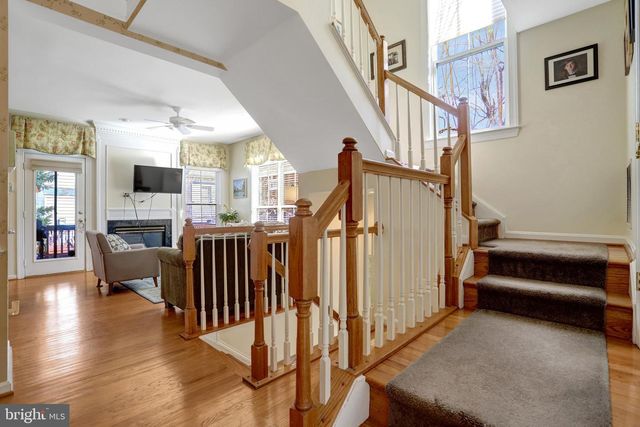 5257 BESSLEY PL, Alexandria, VA 22304