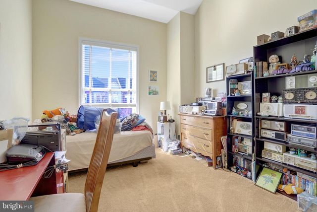 5257 BESSLEY PL, Alexandria, VA 22304