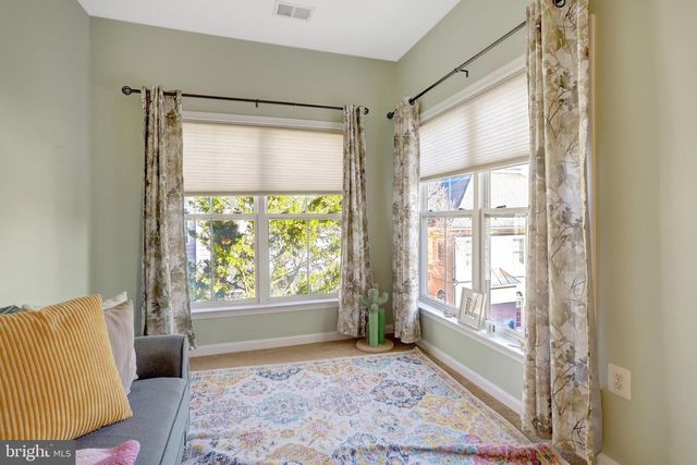 5257 BESSLEY PL, Alexandria, VA 22304