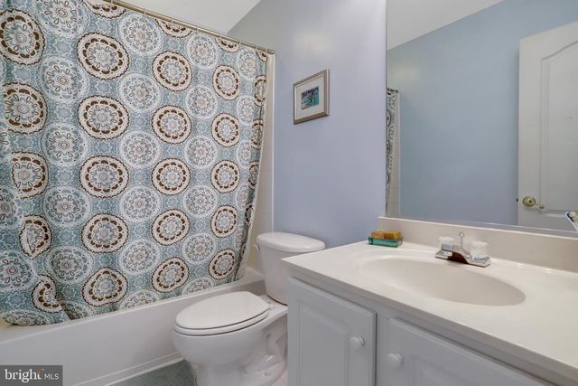 5257 BESSLEY PL, Alexandria, VA 22304