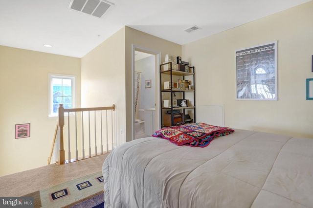 5257 BESSLEY PL, Alexandria, VA 22304