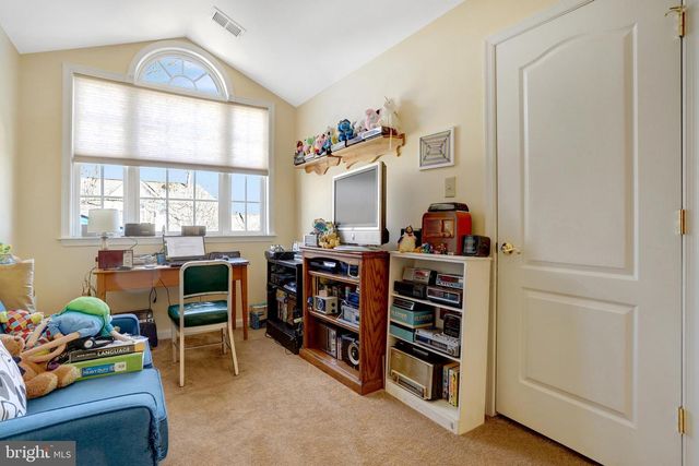 5257 BESSLEY PL, Alexandria, VA 22304