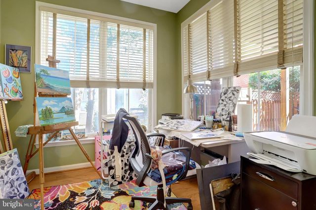 5257 BESSLEY PL, Alexandria, VA 22304