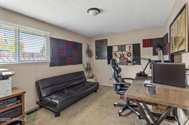 3603 Carol Ave, Yakima, WA 98902