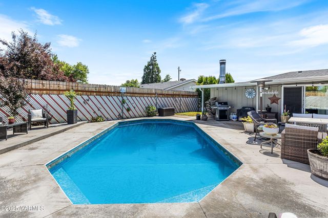 3603 Carol Ave, Yakima, WA 98902