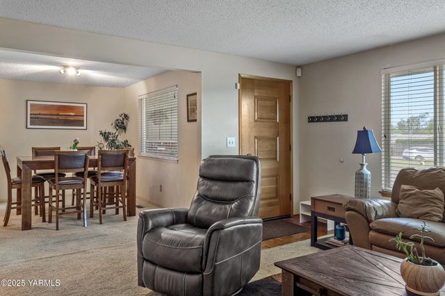 3603 Carol Ave, Yakima, WA 98902