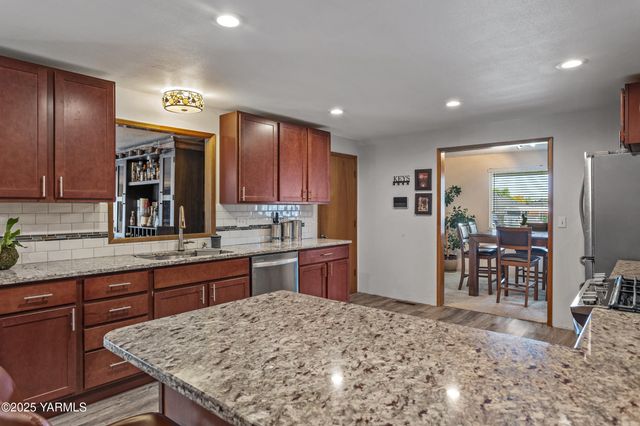 3603 Carol Ave, Yakima, WA 98902