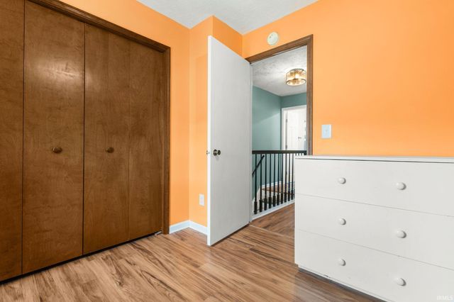57110 Pine View Drive, South Bend, IN 46619