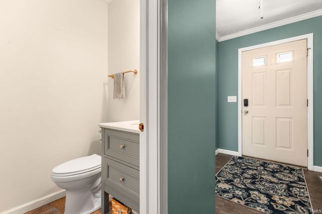 57110 Pine View Drive, South Bend, IN 46619