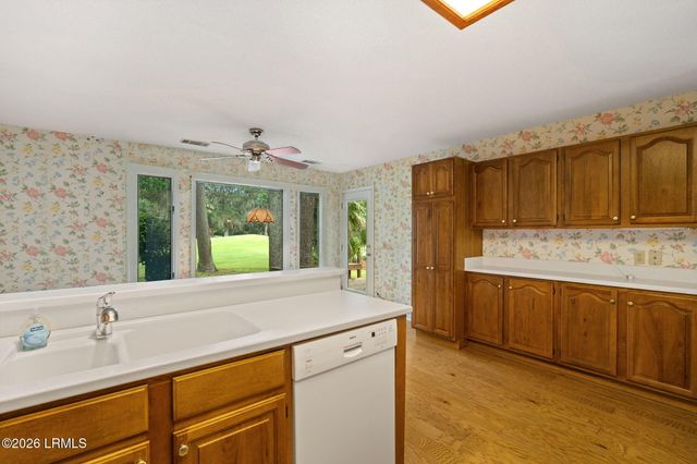 635 S Reeve Road, St. Helena Island, SC 29920