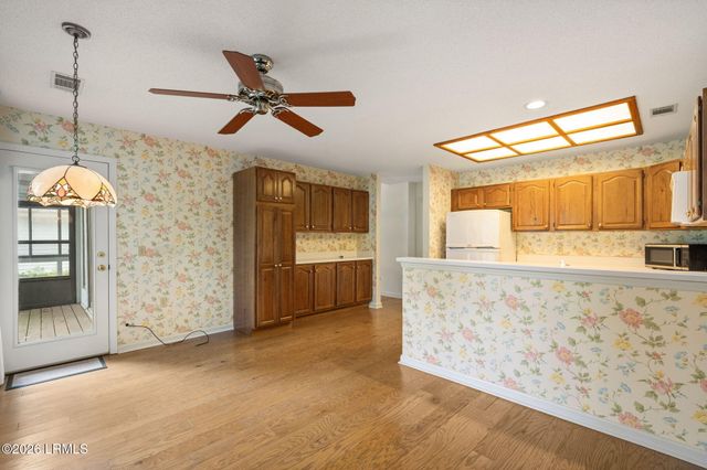 635 S Reeve Road, St. Helena Island, SC 29920