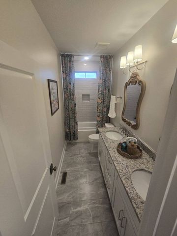 3755 McFall Rd, Palmyra, TN 37142