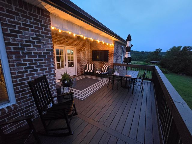 3755 McFall Rd, Palmyra, TN 37142
