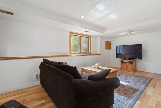 2764 Southlawn Drive, Maplewood, MN 55109