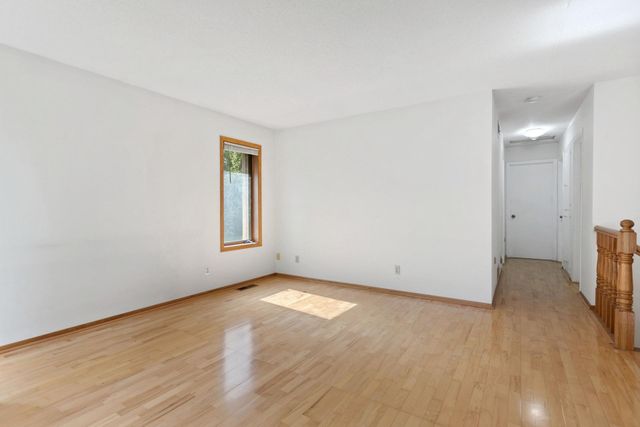2764 Southlawn Drive, Maplewood, MN 55109