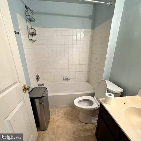 1822 BRUCE PL SE, Washington, DC 20020