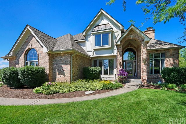 24804 W Nicklaus Way, Antioch, IL 60002