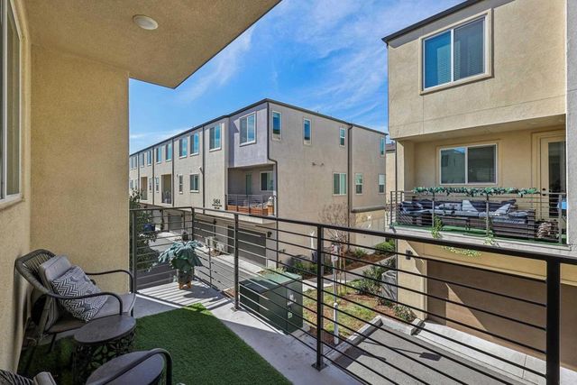 5471 Seacliff Place 80, San Diego, CA 92154