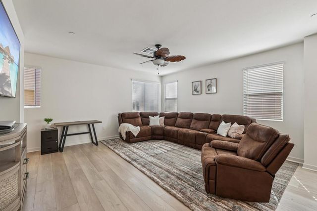 5471 Seacliff Place 80, San Diego, CA 92154