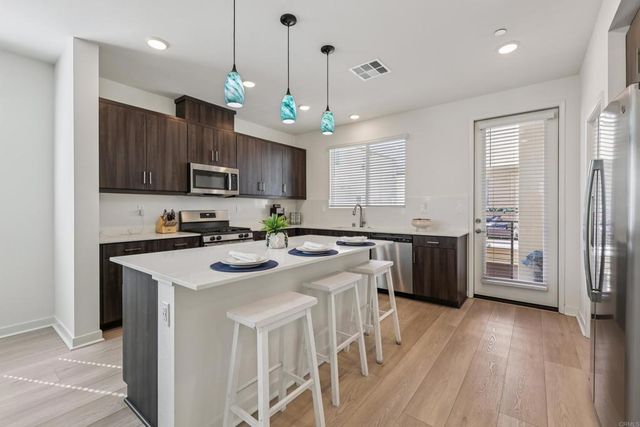 5471 Seacliff Place 80, San Diego, CA 92154