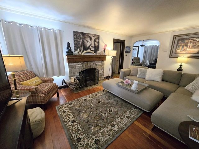 843 WILSON STREET, Manitowoc, WI 54220