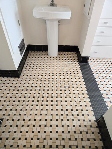 843 WILSON STREET, Manitowoc, WI 54220