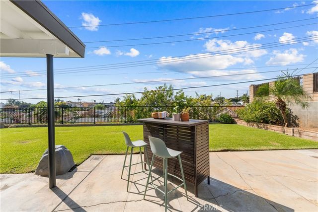 627 N 20th, Montebello, CA 90640