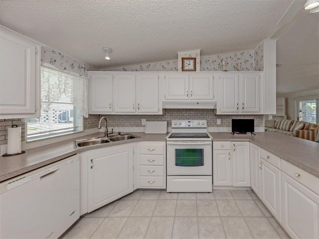 553 PORTSIDE DRIVE, North Port, FL 34287