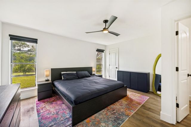 2204 Park Springs Court, Arlington, TX 76013