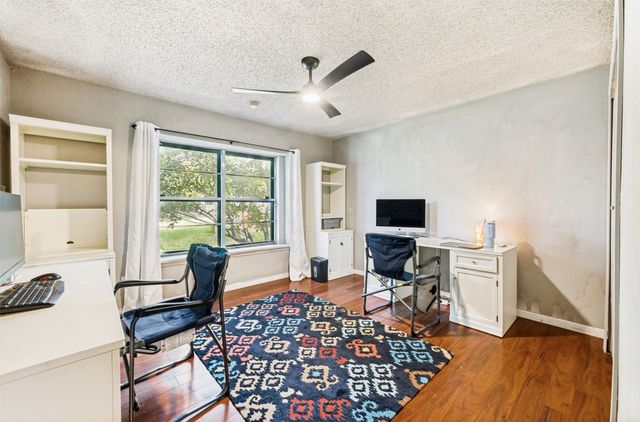 2204 Park Springs Court, Arlington, TX 76013