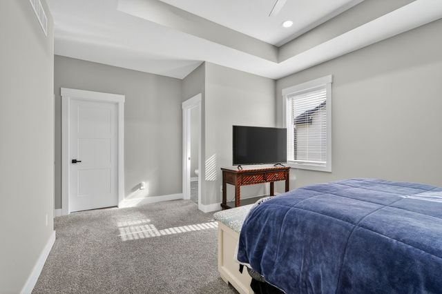 2590 Serenity Drive, Waukee, IA 50263