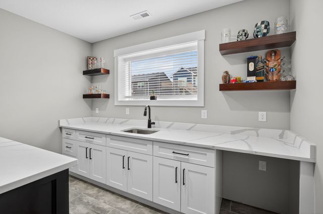 2590 Serenity Drive, Waukee, IA 50263