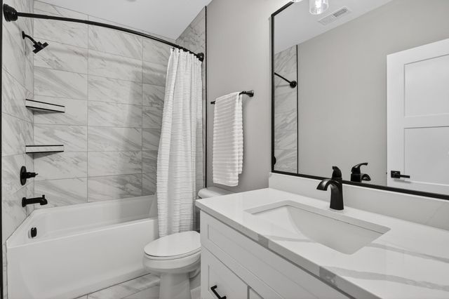 2590 Serenity Drive, Waukee, IA 50263