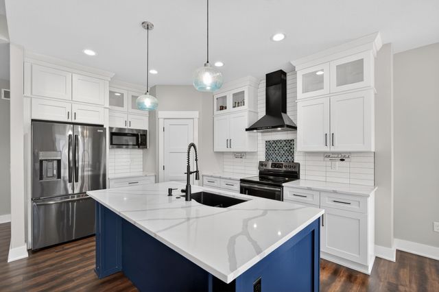 2590 Serenity Drive, Waukee, IA 50263